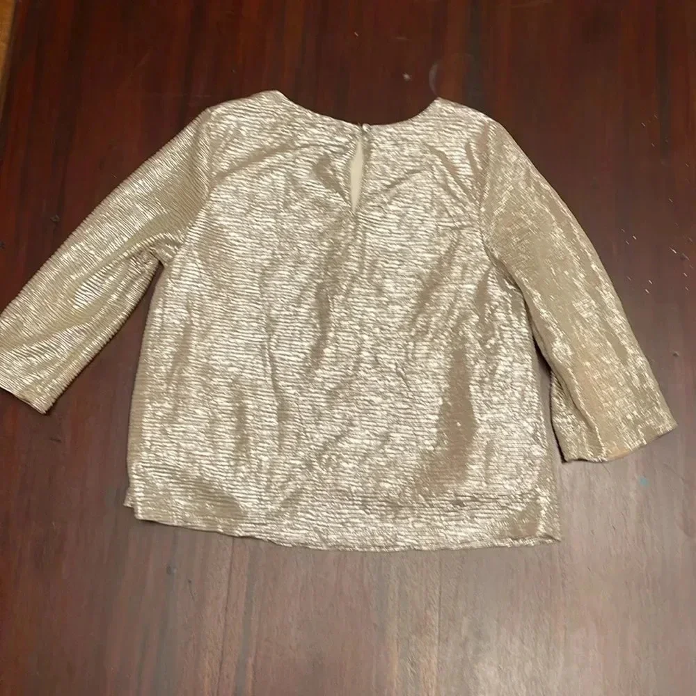 Gymboree crepe gold 3/4 sleeve shirt size M
